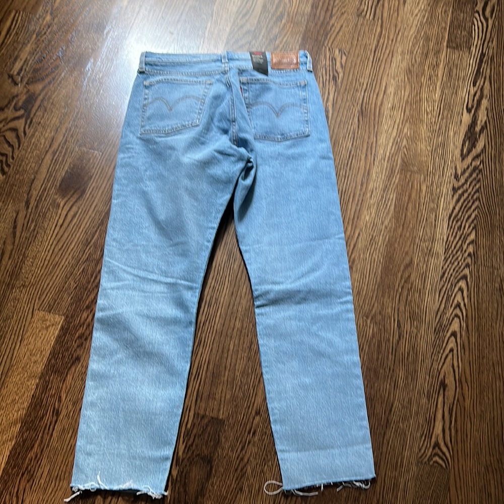Levi’s Wedgie Icon Straight-Leg Jeans. Size 30. NWT - Picture 7 of 10